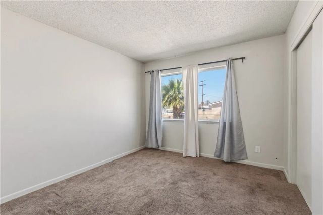 1104 Bigger St, Barstow, CA 92311