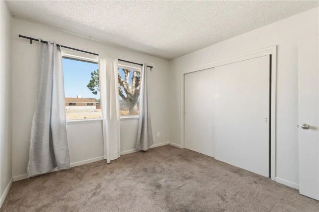 1104 Bigger St, Barstow, CA 92311