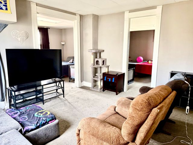 1400 W 13th Street, Muncie, IN 47302