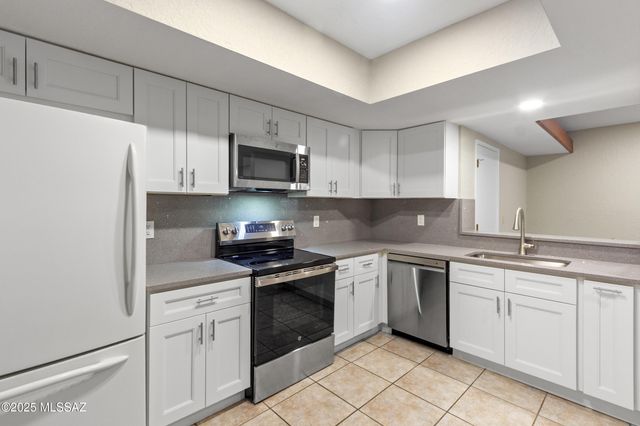 4281 N River Grove Cir Apt 118, Tucson, AZ 85719