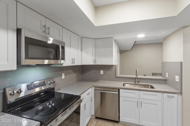 4281 N River Grove Cir Apt 118, Tucson, AZ 85719