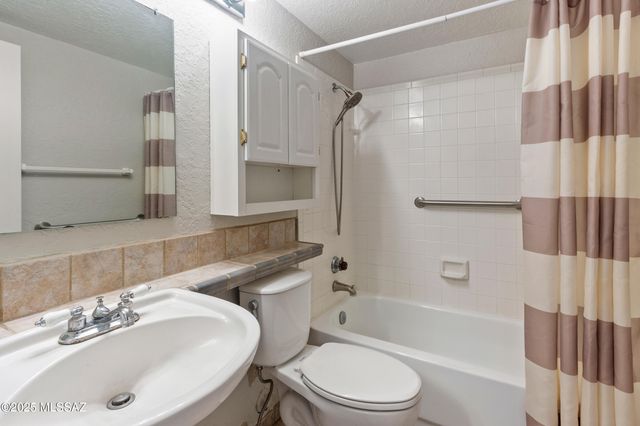 4281 N River Grove Cir Apt 118, Tucson, AZ 85719