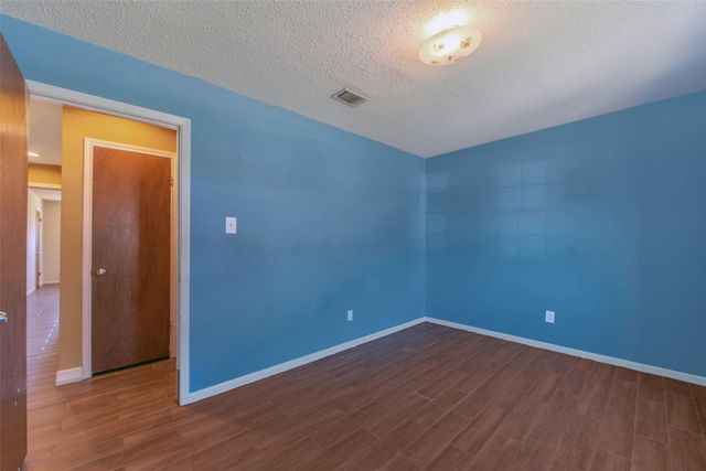 504 Raymond Street, La Marque, TX 77568