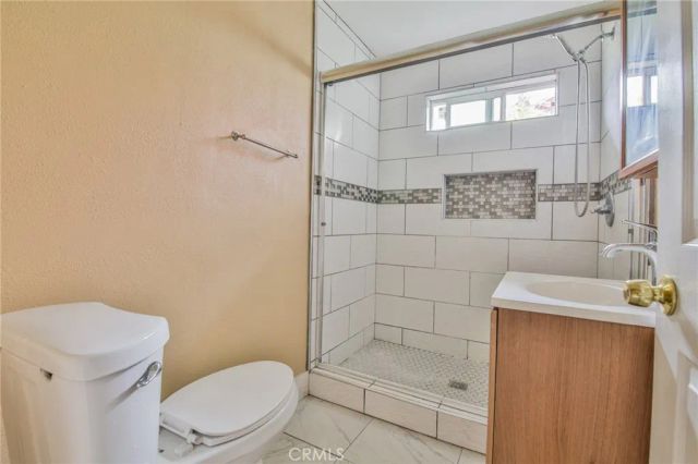 8217 Broadway Street, Los Angeles, CA 90003