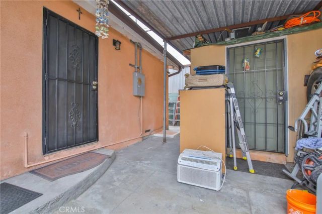 8217 Broadway Street, Los Angeles, CA 90003