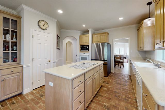 922 Grand Oaks Circle, College Station, TX 77840