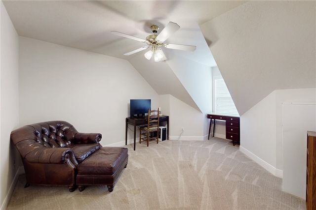 922 Grand Oaks Circle, College Station, TX 77840