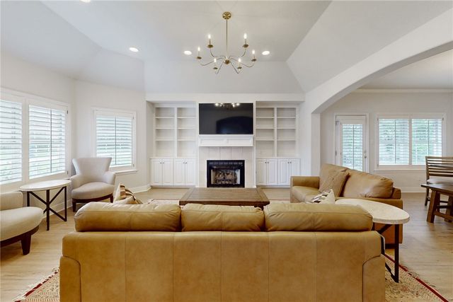 922 Grand Oaks Circle, College Station, TX 77840