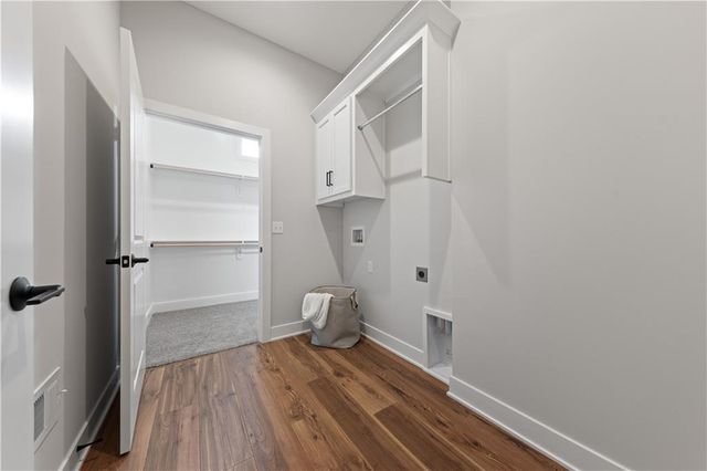 1612 SW Arbor Park Drive, Lee's Summit, MO 64082