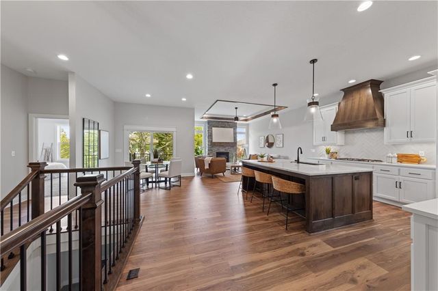 1612 SW Arbor Park Drive, Lee's Summit, MO 64082