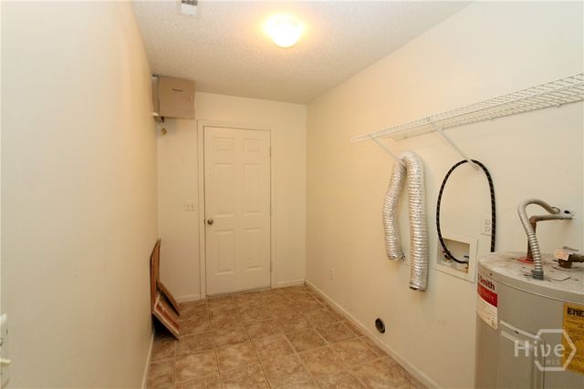 2352 Rowe Street, Hinesville, GA 31313