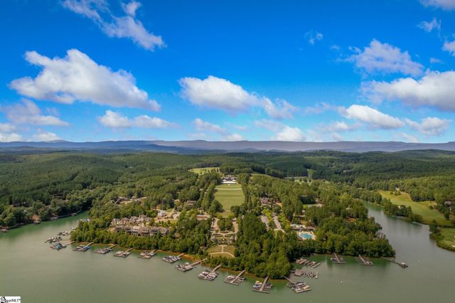 521 S Point Boulevard, Sunset, SC 29685