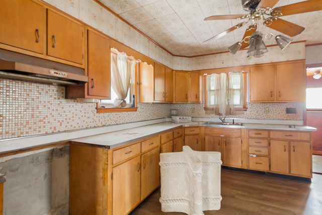 425 E Bradford Street, Marion, IN 46952