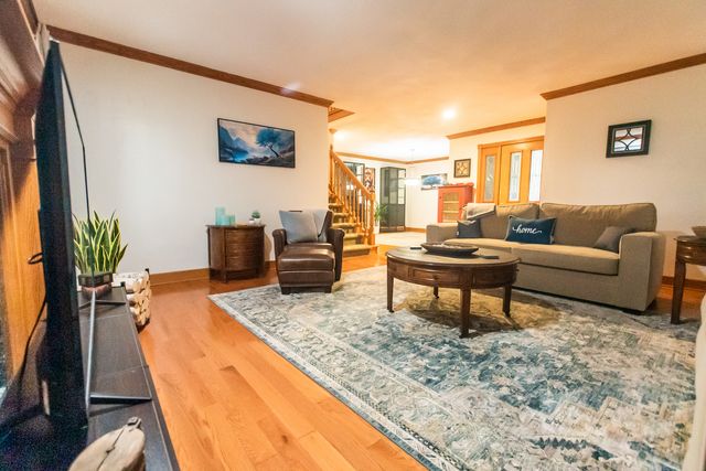 507 N Sangamon Lane, Dixon, IL 61021