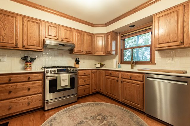 507 N Sangamon Lane, Dixon, IL 61021