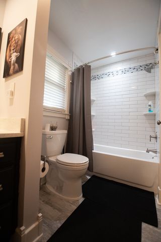 507 N Sangamon Lane, Dixon, IL 61021