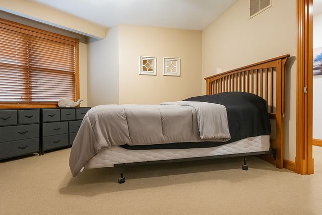 507 N Sangamon Lane, Dixon, IL 61021