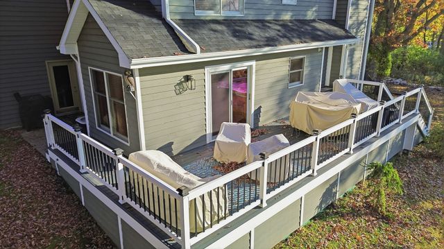 507 N Sangamon Lane, Dixon, IL 61021