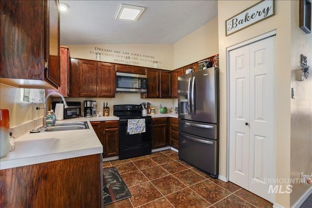 206 Diamond Drive, Kimberly, ID 83341