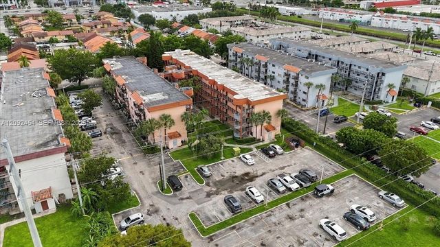 5350 W 21st Court 202, Hialeah, FL 33016