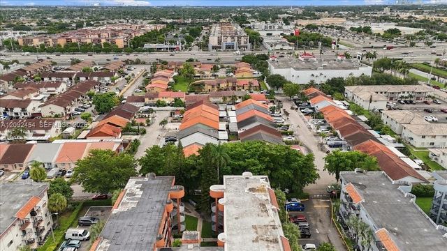 5350 W 21st Court 202, Hialeah, FL 33016