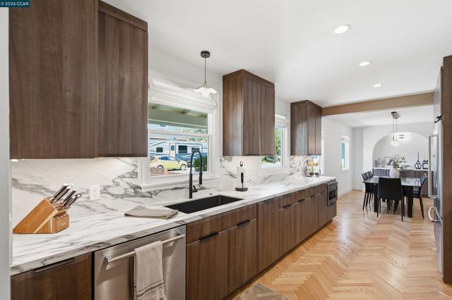 100 Polley Lane, Pleasant Hill, CA 94523