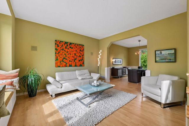 14478 Boulder Pointe Road, Eden Prairie, MN 55347