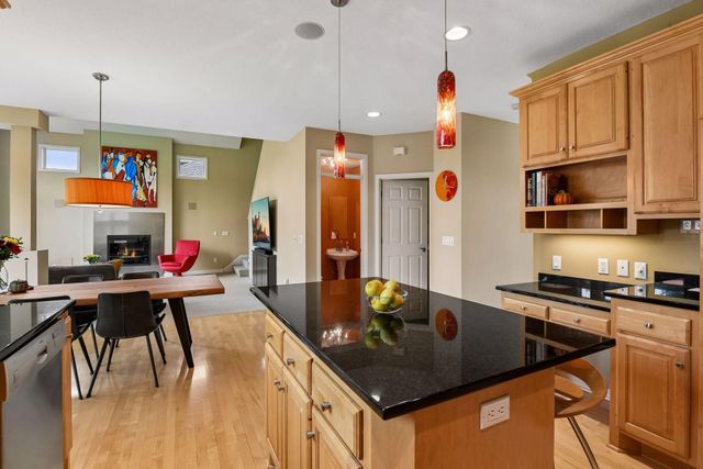 14478 Boulder Pointe Road, Eden Prairie, MN 55347