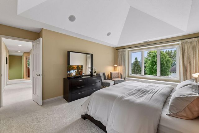14478 Boulder Pointe Road, Eden Prairie, MN 55347
