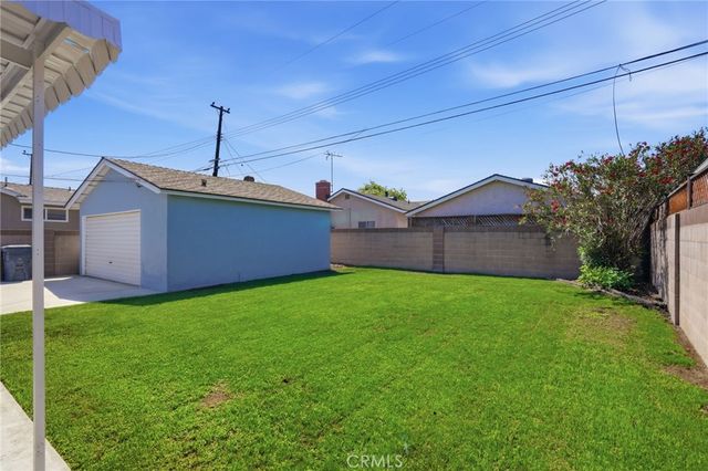 11512 213th, Lakewood, CA 90715