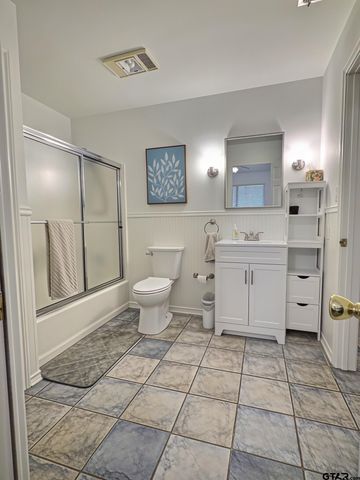 179 Brazos Bnd, Holly Lake Ranch, TX 75765
