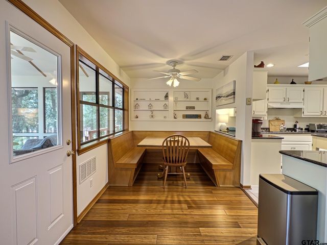 179 Brazos Bnd, Holly Lake Ranch, TX 75765