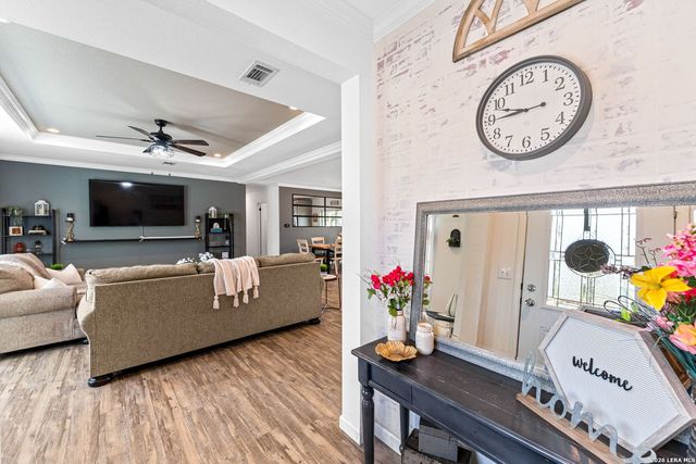 1200 Spur Ridge, San Antonio, TX 78264