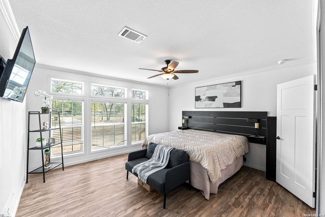 1200 Spur Ridge, San Antonio, TX 78264