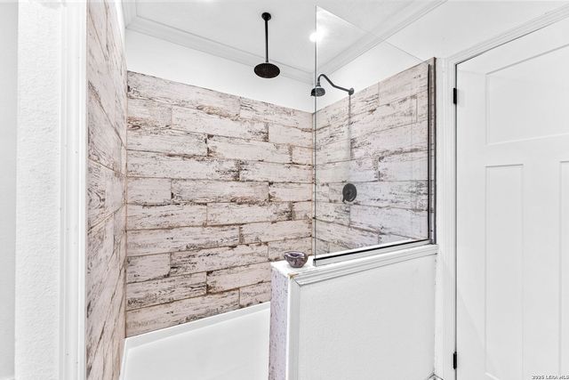 1200 Spur Ridge, San Antonio, TX 78264