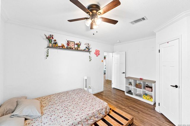 1200 Spur Ridge, San Antonio, TX 78264