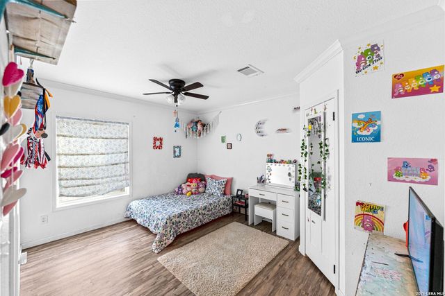 1200 Spur Ridge, San Antonio, TX 78264