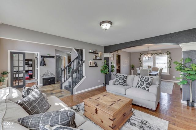 3256 Amber Way, Bargersville, IN 46106