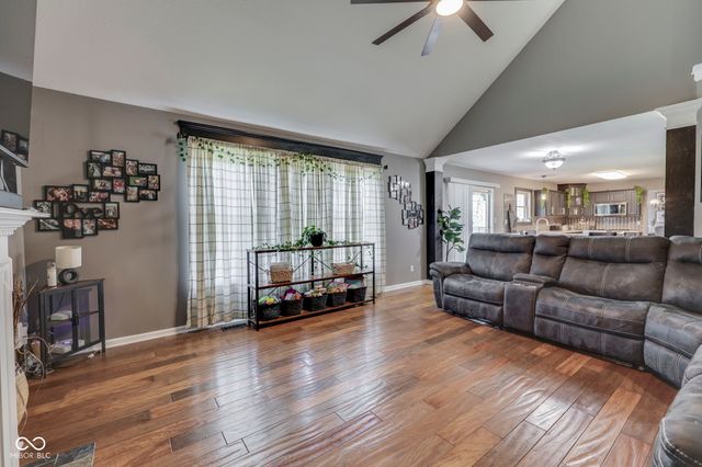 3256 Amber Way, Bargersville, IN 46106