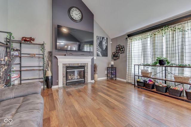 3256 Amber Way, Bargersville, IN 46106