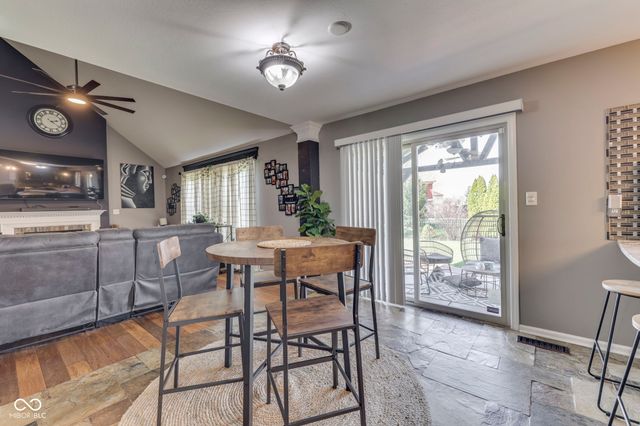 3256 Amber Way, Bargersville, IN 46106