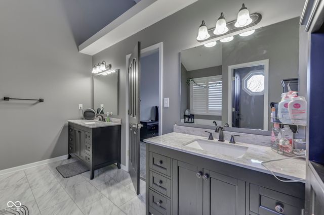 3256 Amber Way, Bargersville, IN 46106