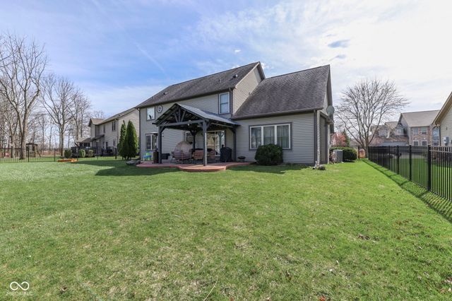 3256 Amber Way, Bargersville, IN 46106