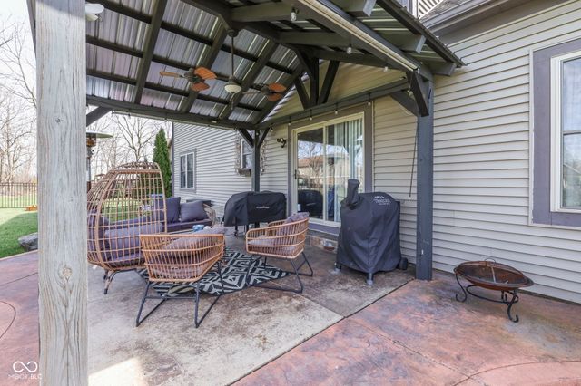 3256 Amber Way, Bargersville, IN 46106