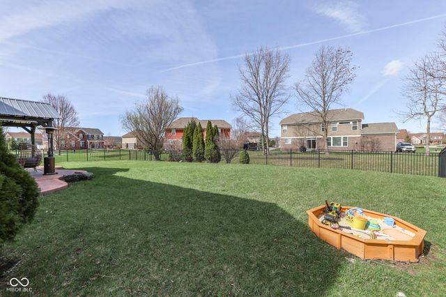 3256 Amber Way, Bargersville, IN 46106