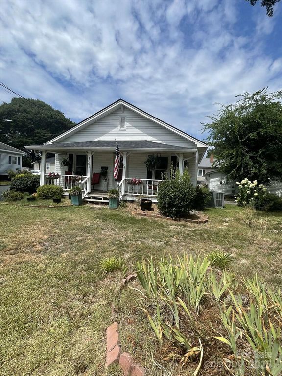 1001 N Cannon Boulevard, Kannapolis, NC 28083