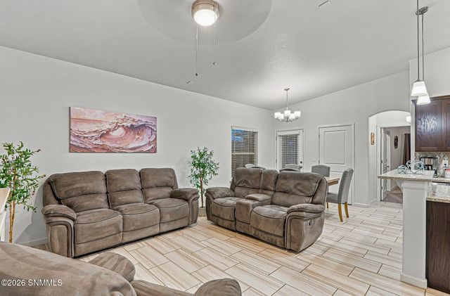 847 Magnolia Park Street, El Paso, TX 79922