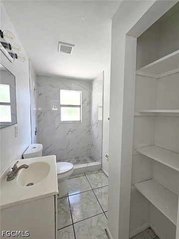 3135 Blount ST, Fort Myers, FL 33916