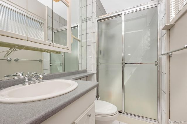 8 Shari Lane, East Northport, NY 11731