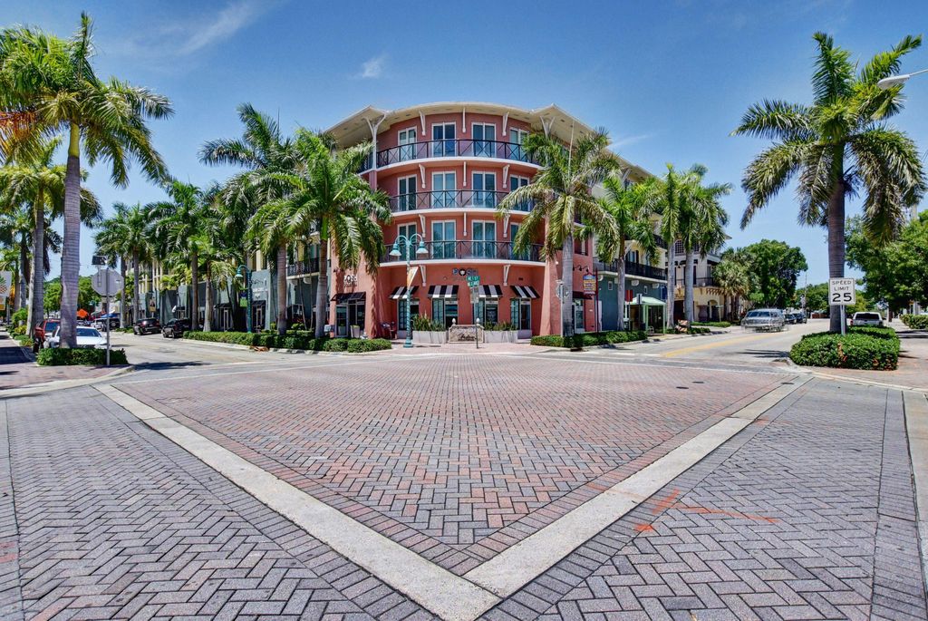 225 NE 1st Street 401, Delray Beach, FL 33444